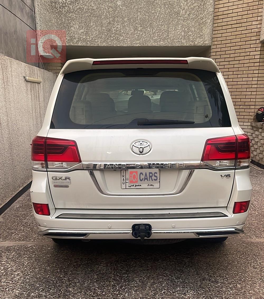 تويوتا لاندكروزر